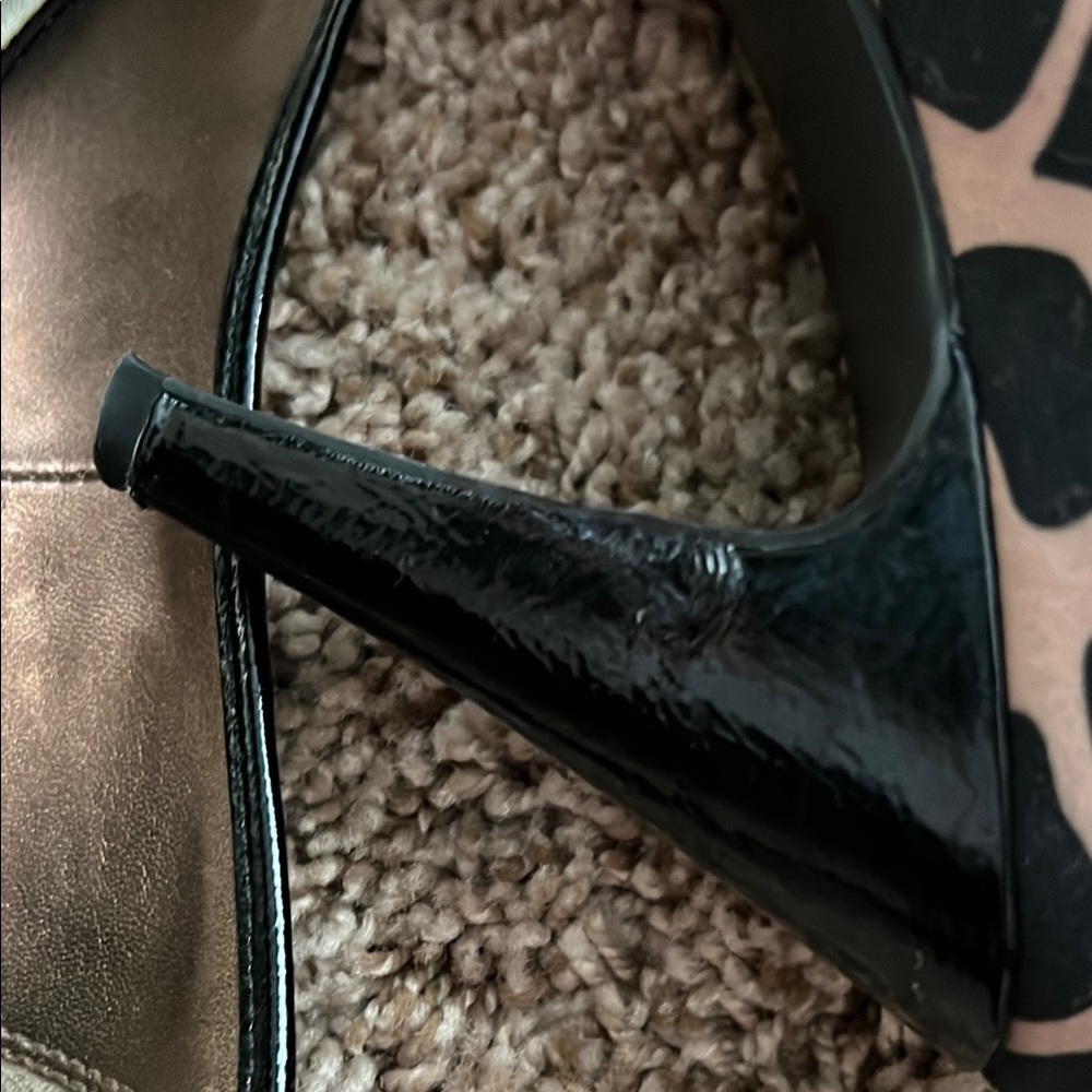 Candie's Black and Tan Peep Toe Heels - Picture 6 of 8